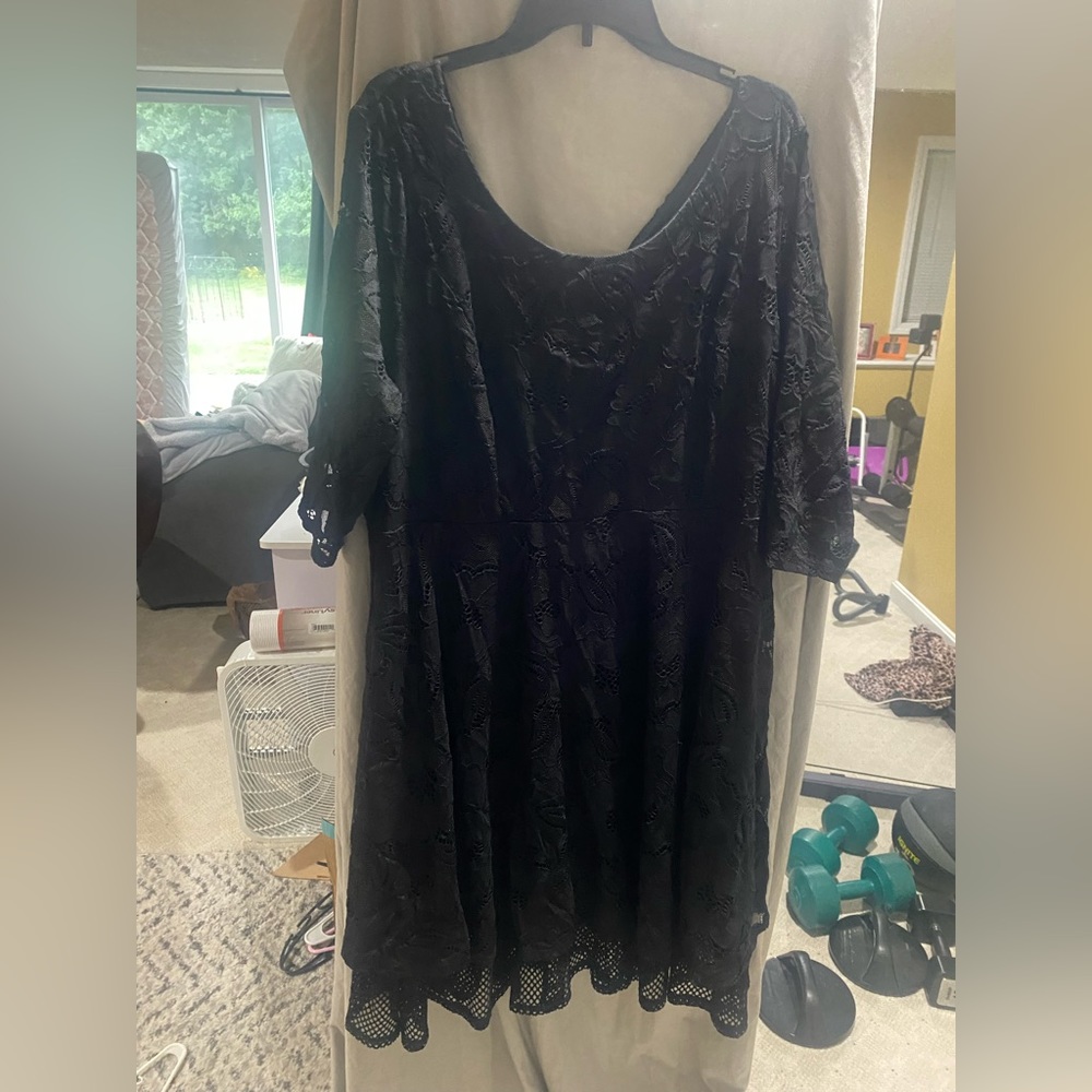 Black lace dress